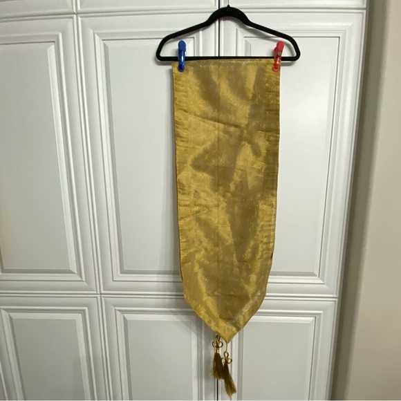 Set of 2 Gold Table Runners with Tassels on Each End - Picture 5 of 10